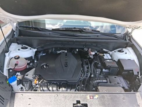 Used 2022 Kia Sorento S FWD image 4