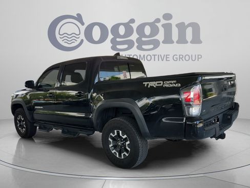 Used 2022 Toyota Tacoma TRD Off-Road w/ Technology Package RWD image 3