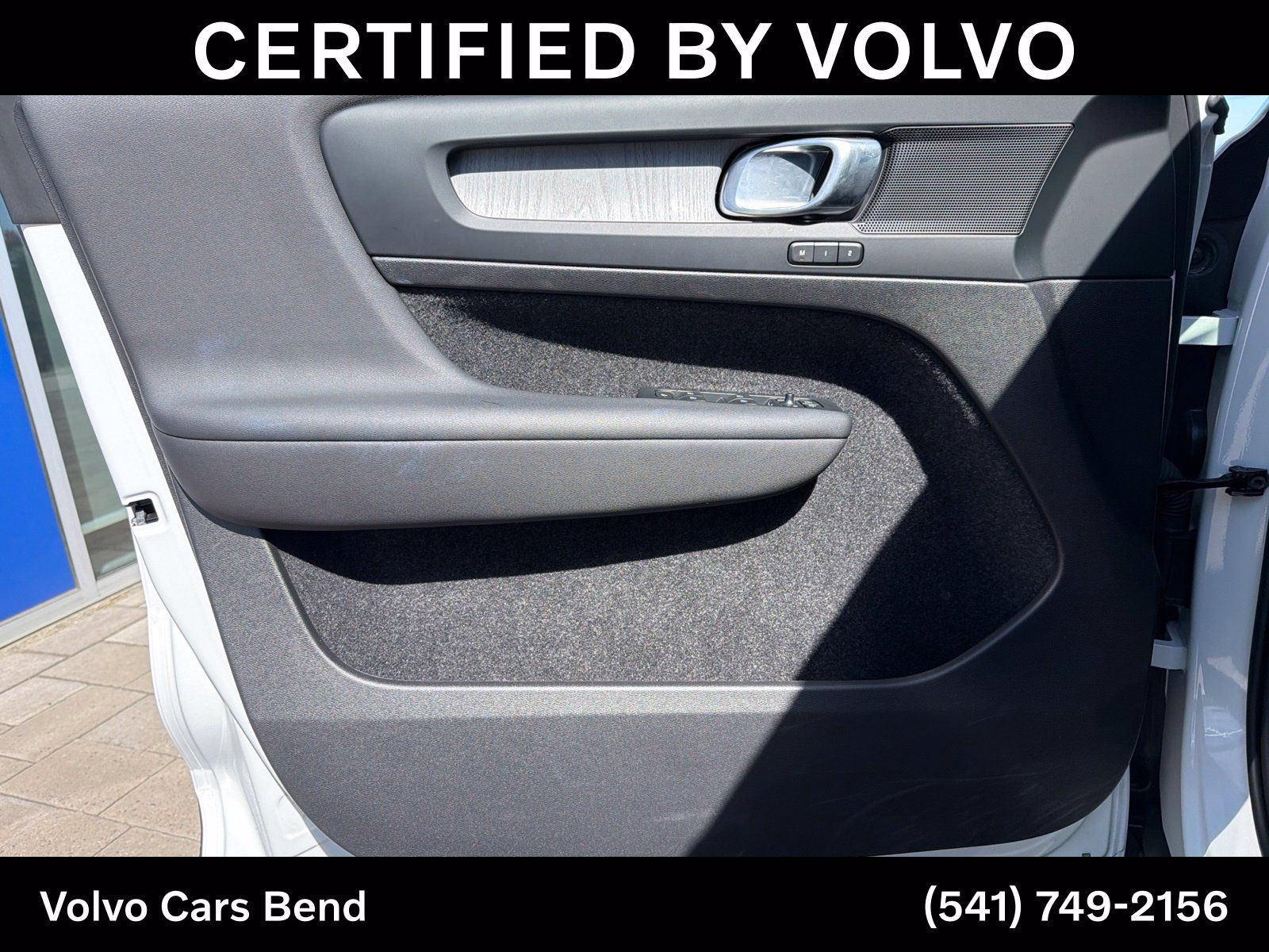 Used 2026 Volvo XC40 B5 Plus AWD/4WD image 18