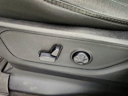 Used 2020 RAM 1500 Big Horn image 11