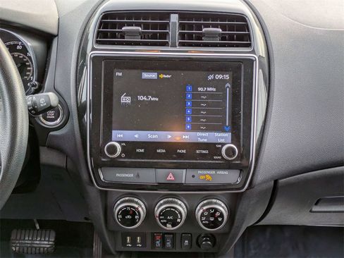 Used 2024 Mitsubishi Outlander Sport SE image 18