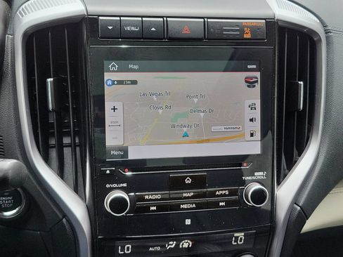 Used 2022 Subaru Ascent Touring AWD/4WD image 14