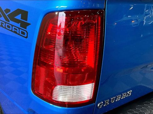 Used 2022 RAM 1500 Tradesman w/ Tradesman SXT Package AWD/4WD image 38