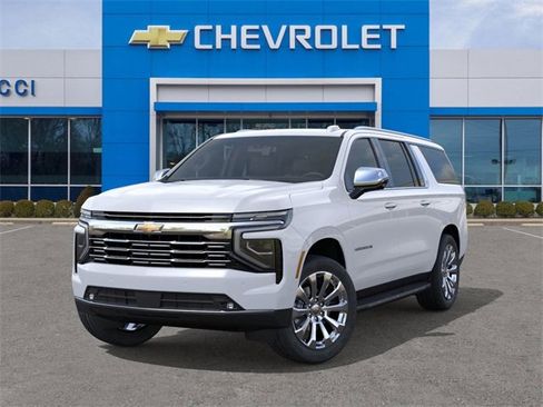 New 2026 Chevrolet Suburban Premier image 6