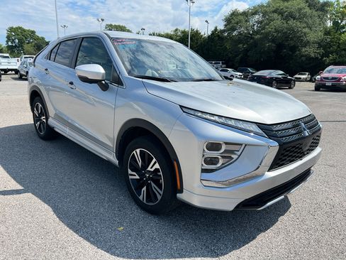 Used 2025 Mitsubishi Eclipse Cross SEL AWD/4WD image 2