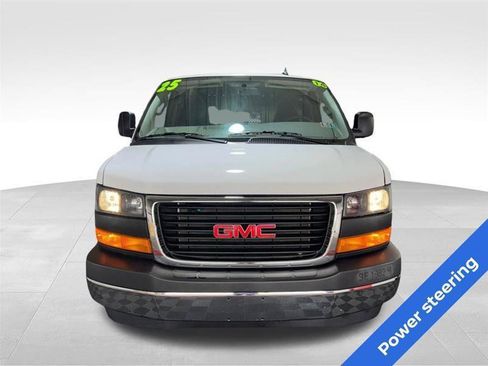Used 2025 GMC Savana 2500 w/ Driver Convenience Package RWD image 2