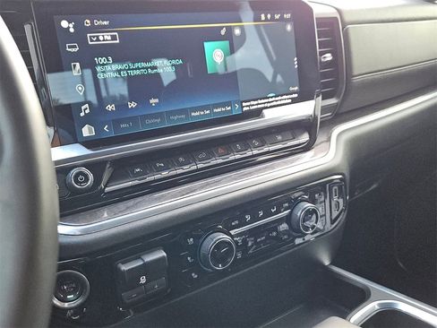 Used 2024 Chevrolet Silverado 1500 LTZ w/ LTZ Convenience Package II image 15