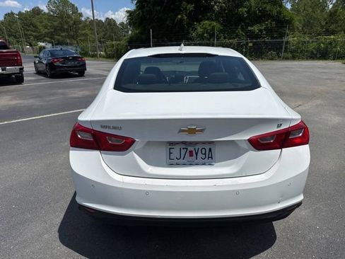 Used 2024 Chevrolet Malibu LT FWD image 4
