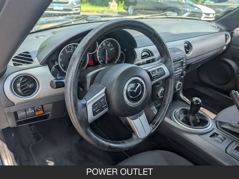 Used 2012 MAZDA MX-5 Miata Sport w/ Convenience Pkg RWD image 13