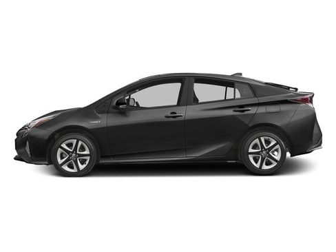 Used 2016 Toyota Prius Three Touring FWD image 3