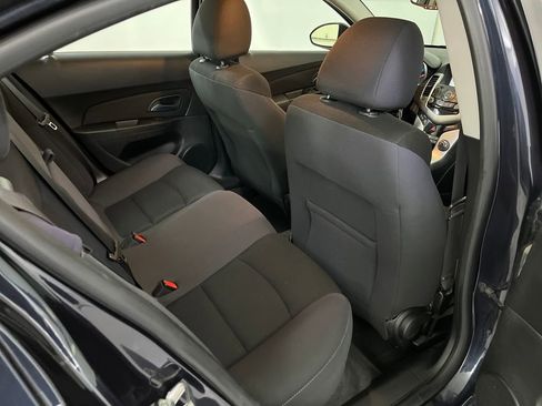 Used 2014 Chevrolet Cruze LT w/ Technology Package image 23