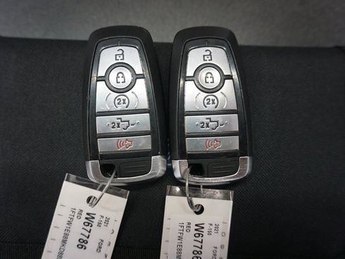 Used 2021 Ford F150 Lariat AWD/4WD image 15