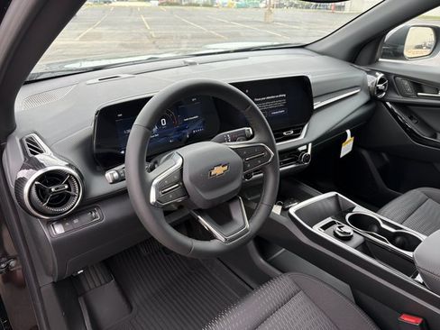 New 2026 Chevrolet Equinox LT w/ LPO, Floor Liner Package FWD image 12