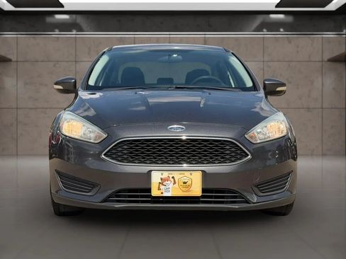 Used 2016 Ford Focus SE FWD image 4