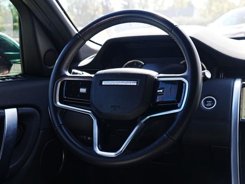 Used 2023 Land Rover Discovery Sport S image 17