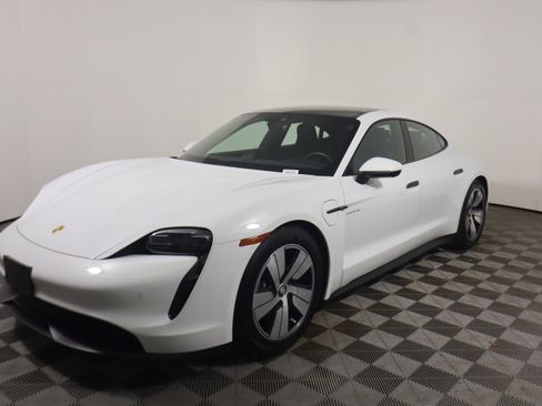 Certified 2023 Porsche Taycan w/ Premium Package RWD image 11