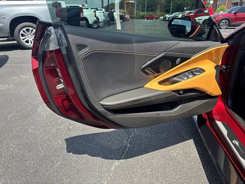 Used 2020 Chevrolet Corvette Stingray Preferred Conv w/ 2LT Preferred Equipment Group RWD image 11
