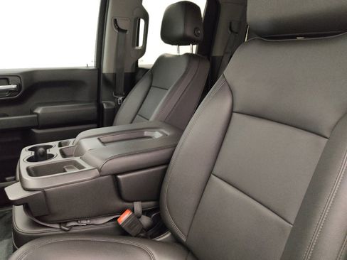 Used 2019 Chevrolet Silverado 1500 W/T w/ WT Convenience Package RWD image 17