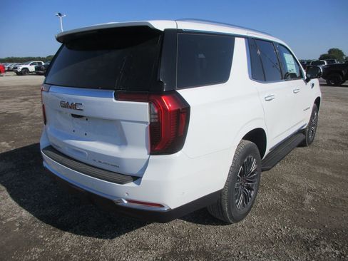 New 2026 GMC Yukon Elevation w/ Elevation Premium Package AWD/4WD image 4
