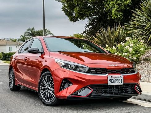 Used 2022 Kia Forte GT-Line w/ GT-Line Premium Package FWD image 1