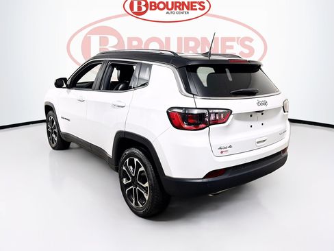 Used 2023 Jeep Compass Limited AWD/4WD image 7