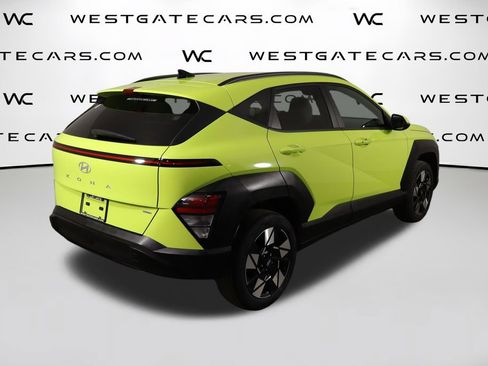Used 2025 Hyundai Kona SEL AWD/4WD image 40