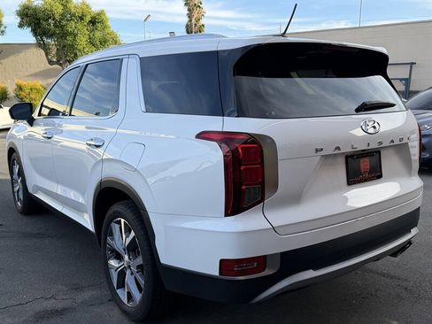 Used 2020 Hyundai Palisade SEL w/ Premium Package FWD image 12