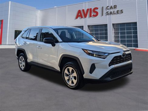 Used 2025 Toyota RAV4 LE image 3