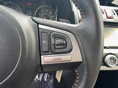 Used 2017 Subaru Crosstrek 2.0i Premium AWD/4WD image 17