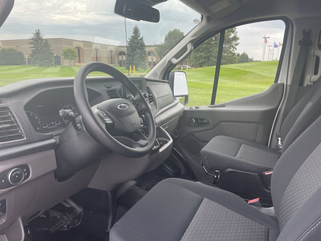 Used 2025 Ford Transit 250 Low Roof w/ Exterior Upgrade Package RWD image 11