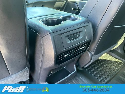 Used 2025 Chevrolet Silverado EV LT AWD/4WD image 41