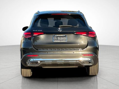 New 2026 Mercedes-Benz GLC 300 image 9