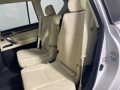 Certified 2022 Lexus GX 460 Premium AWD/4WD image 14
