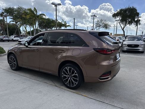 Used 2025 MAZDA CX-70 3.3 Turbo S w/ Premium Package image 13