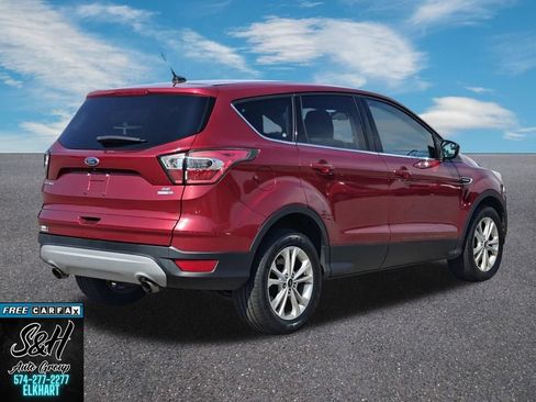 Used 2017 Ford Escape SE AWD/4WD image 15