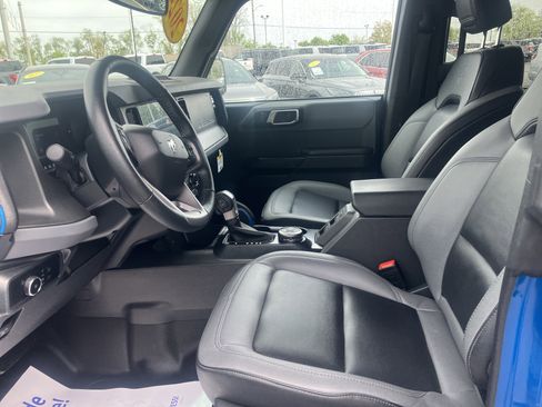 Used 2024 Ford Bronco Black Diamond AWD/4WD image 17