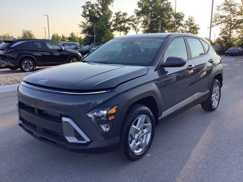 Certified 2026 Hyundai Kona SE image 2