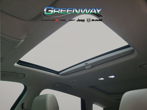 Used 2020 Buick Enclave Essence w/ LPO, Floor Liner Package FWD image 18