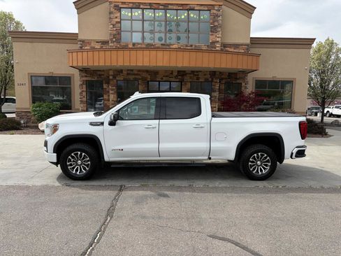 Used 2019 GMC Sierra 1500 AT4 image 2