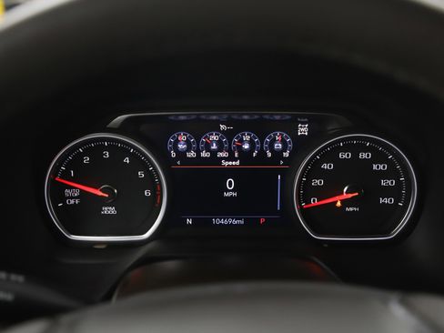 Used 2021 Chevrolet Tahoe Z71 w/ Z71 Off-Road Package image 29