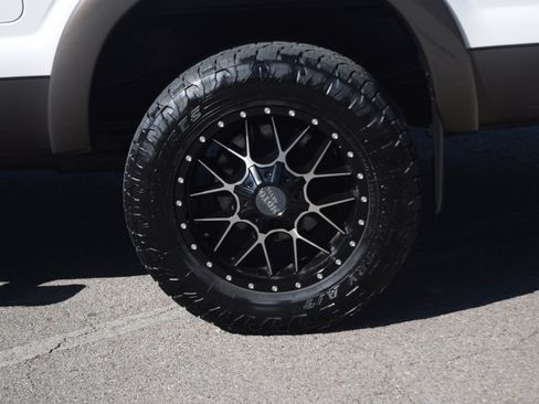 Used 2016 Ford F250 Lariat w/ Lariat Ultimate Package image 29