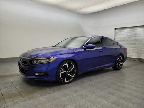 Used 2020 Honda Accord Sport image 2