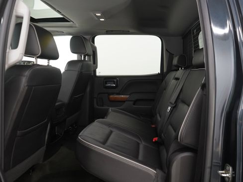 Used 2018 Chevrolet Silverado 1500 High Country AWD/4WD image 15