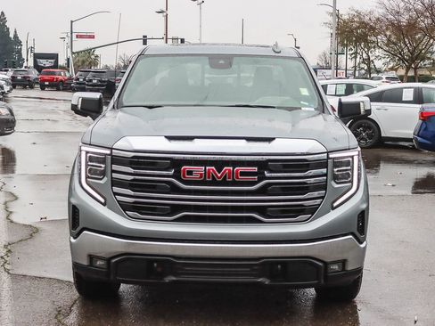 Used 2024 GMC Sierra 1500 SLT w/ SLT Convenience Package image 6