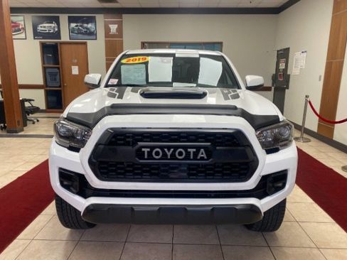 Used 2019 Toyota Tacoma TRD Pro image 9
