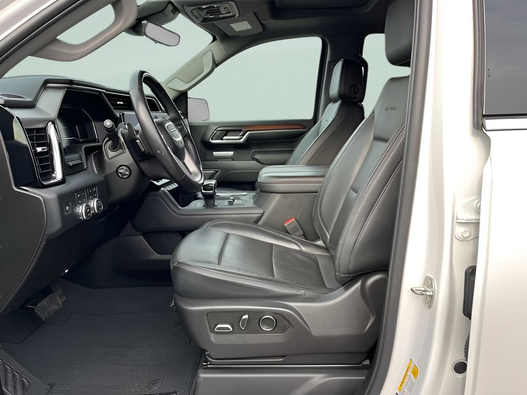 Used 2024 GMC Sierra 1500 Denali AWD/4WD image 13