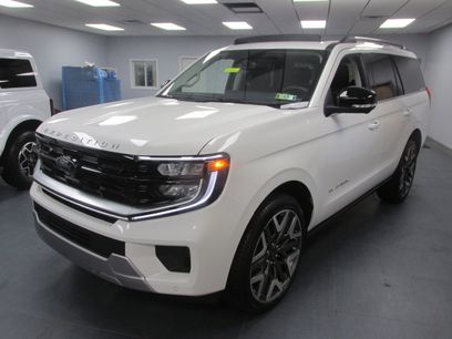 New 2025 Ford Expedition Platinum w/ Platinum Ultimate Package