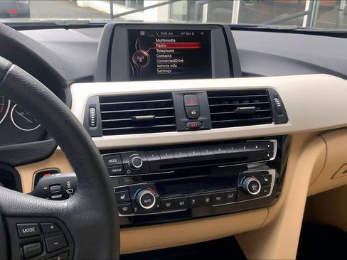 Used 2016 BMW 320i 320i image 6