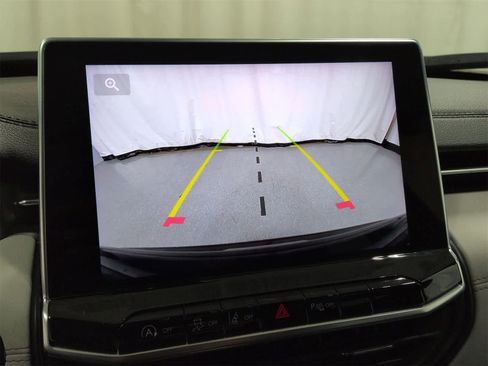 Certified 2023 Jeep Compass Limited image 29