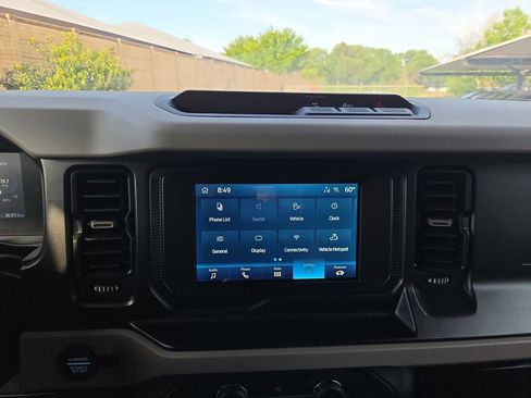 Used 2021 Ford Bronco Big Bend AWD/4WD image 17